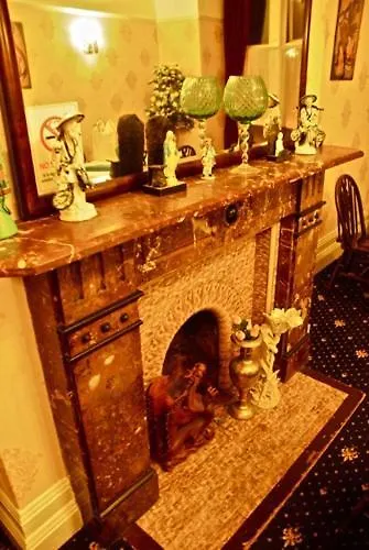 Glengarth Bed & Breakfast Leeds (West Yorkshire)