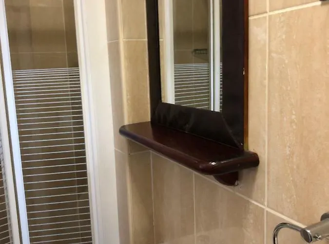 Glengarth * Leeds (West Yorkshire)